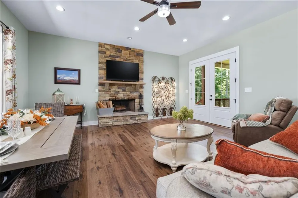 254 SPRING CREST ROAD Cleveland, GA 30528
