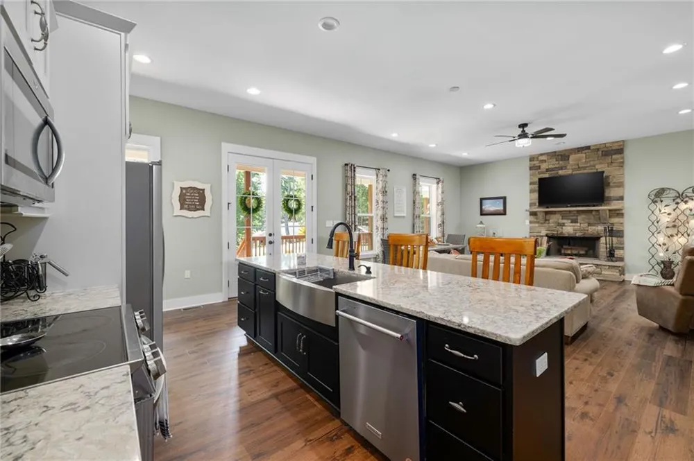 254 SPRING CREST ROAD Cleveland, GA 30528