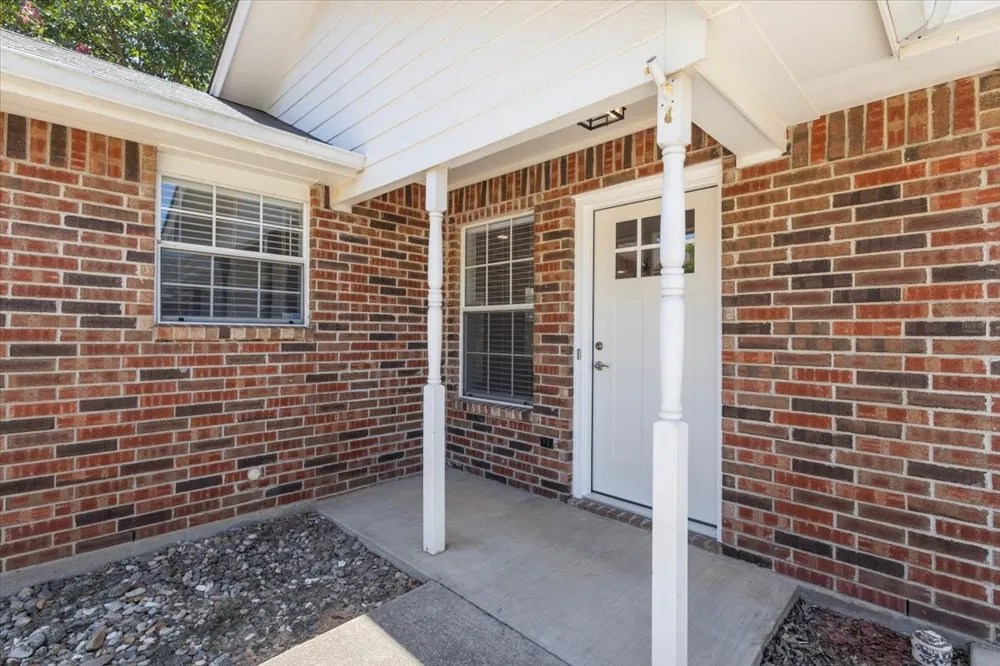 1114 WOODLANDS PARK Lindale, TX 75771