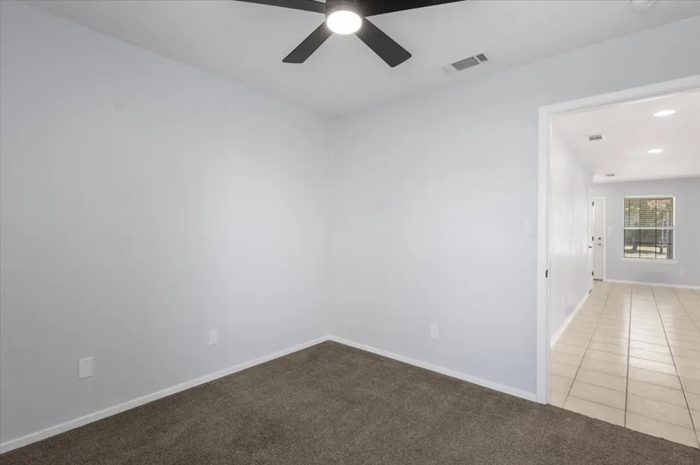 1114 WOODLANDS PARK Lindale, TX 75771