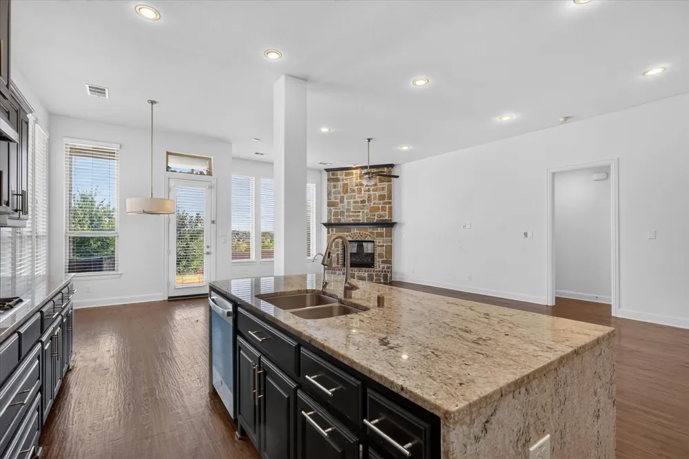 7220 Notre Dame Drive Irving, TX 75063