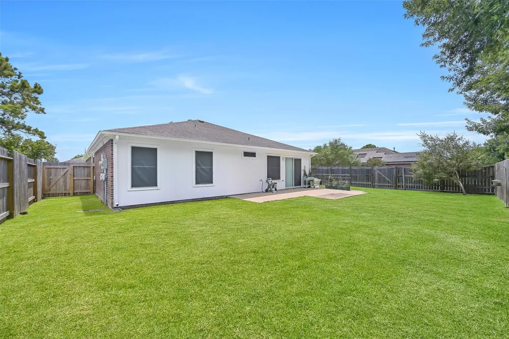 3115 Berryfield Lane Pearland, TX 77581