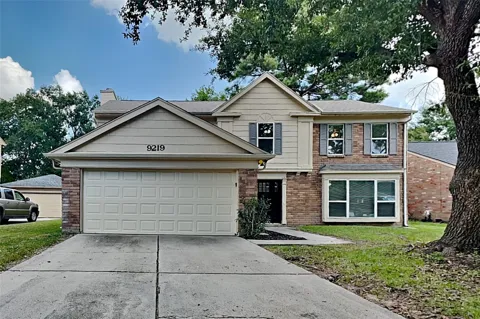 9219 Palm Shores Drive