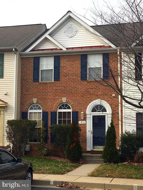 1952 GLENROTHS DRIVE
