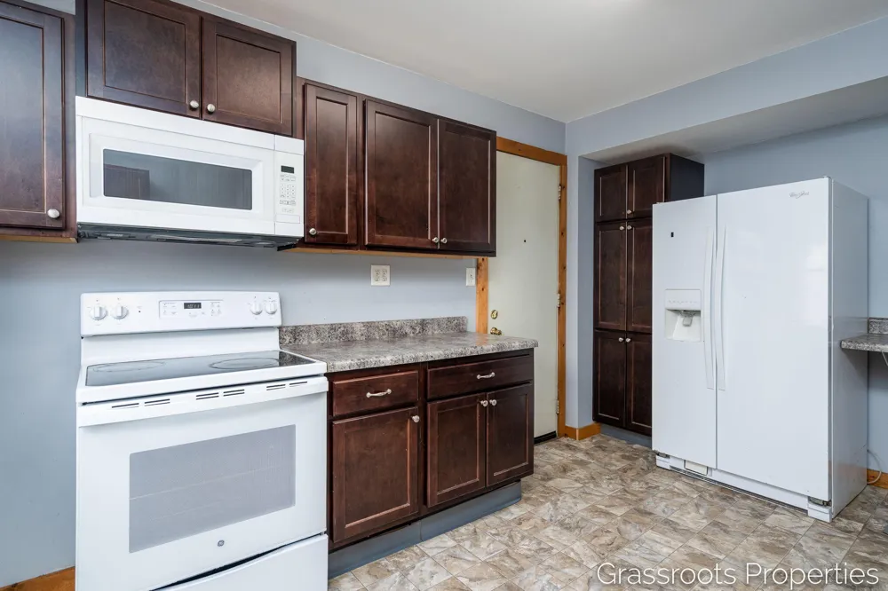 1109 Fulton Street W Grand Rapids, MI 49504