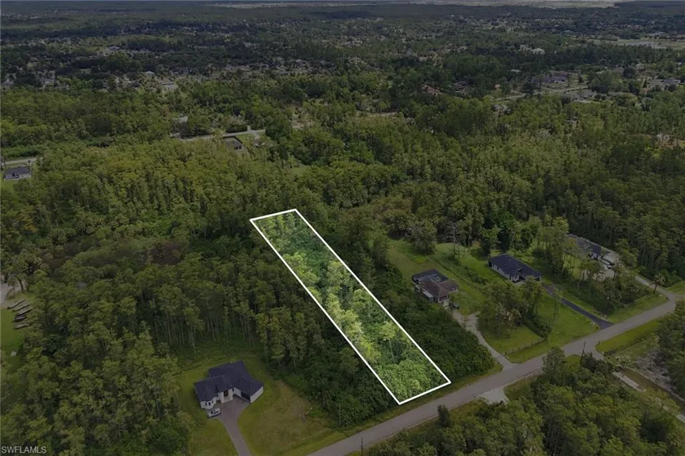 3371 16th Avenue NE Naples, FL 34120
