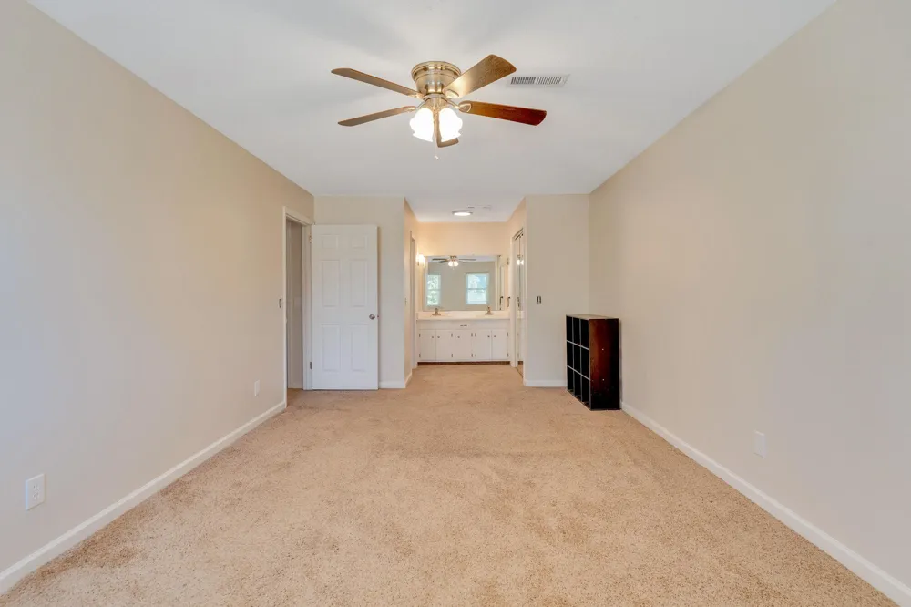9415 Seasons Drive Chattanooga, TN 37421
