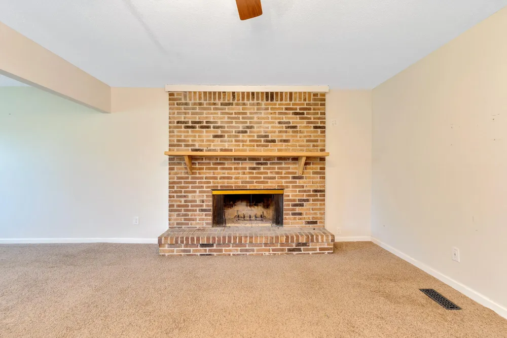 9415 Seasons Drive Chattanooga, TN 37421