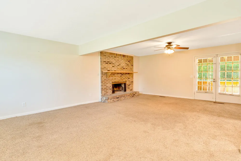 9415 Seasons Drive Chattanooga, TN 37421