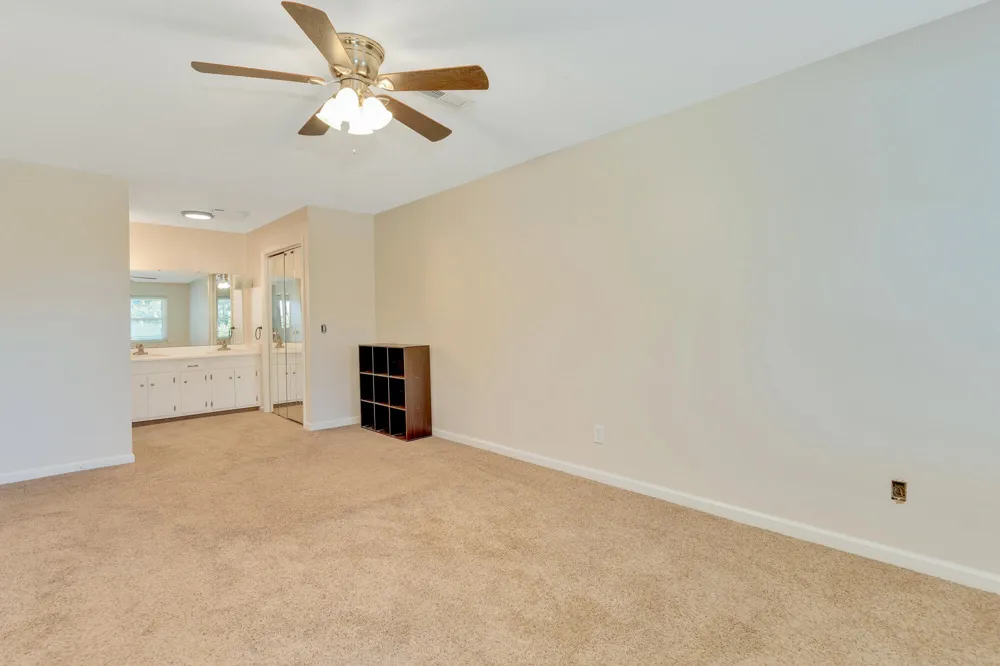 9415 Seasons Drive Chattanooga, TN 37421