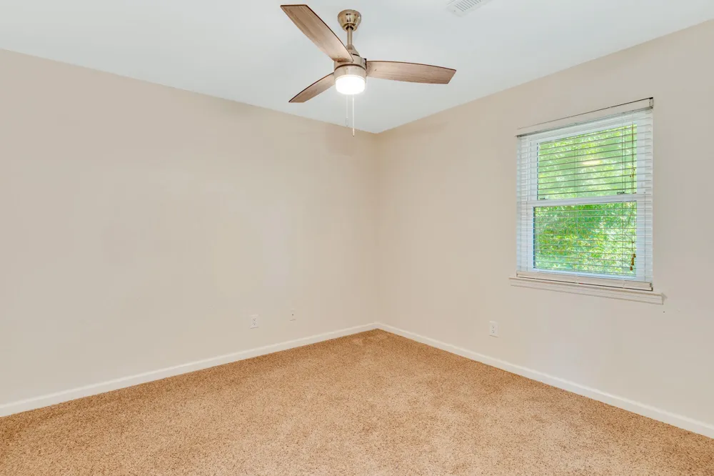 9415 Seasons Drive Chattanooga, TN 37421