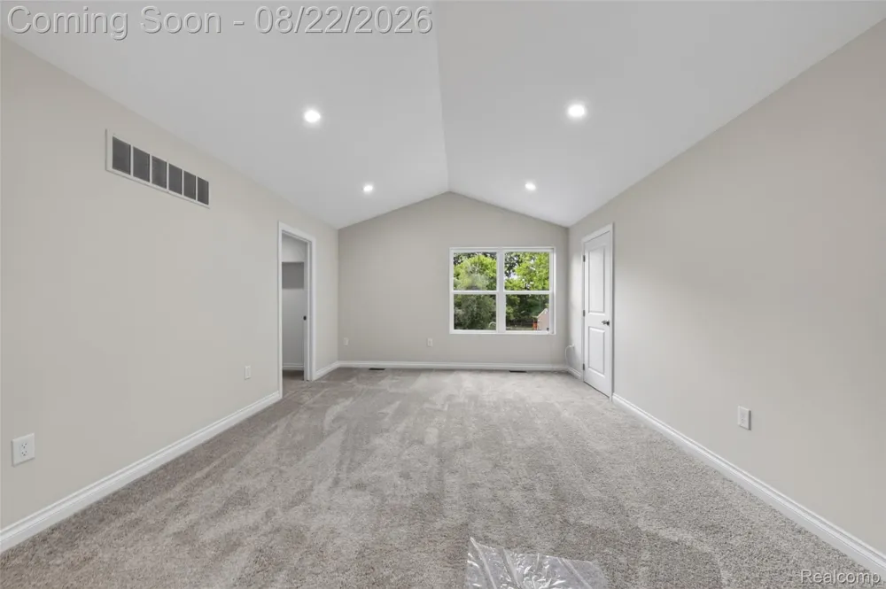 33724 Barrington Street Westland City, MI 48186