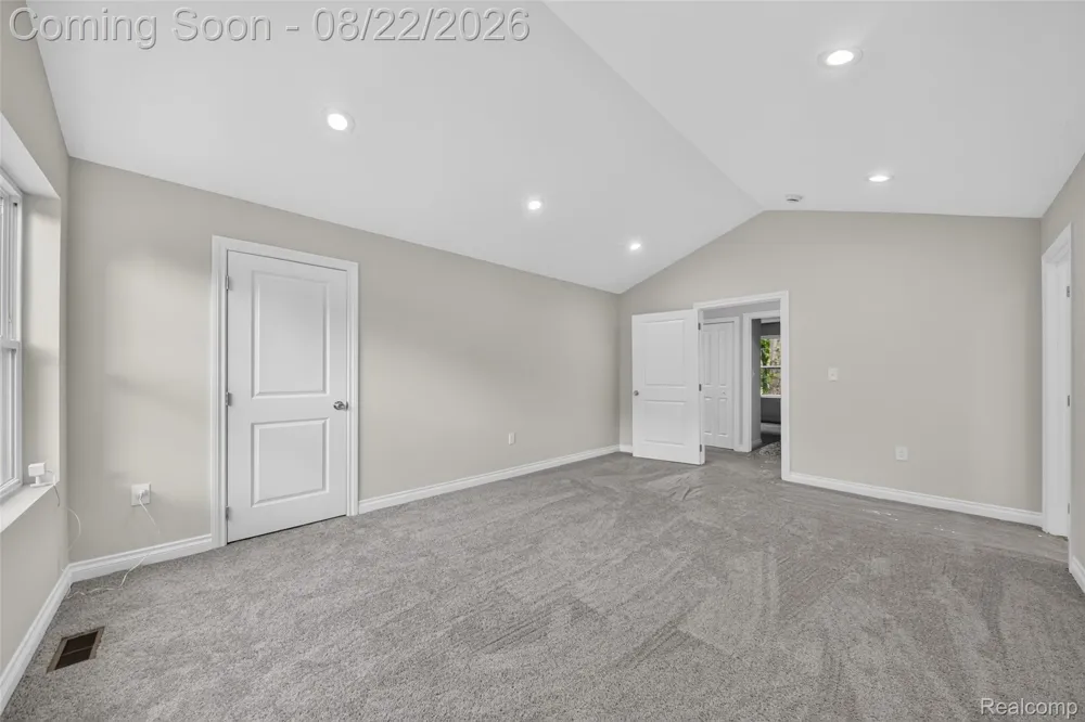 33724 Barrington Street Westland City, MI 48186