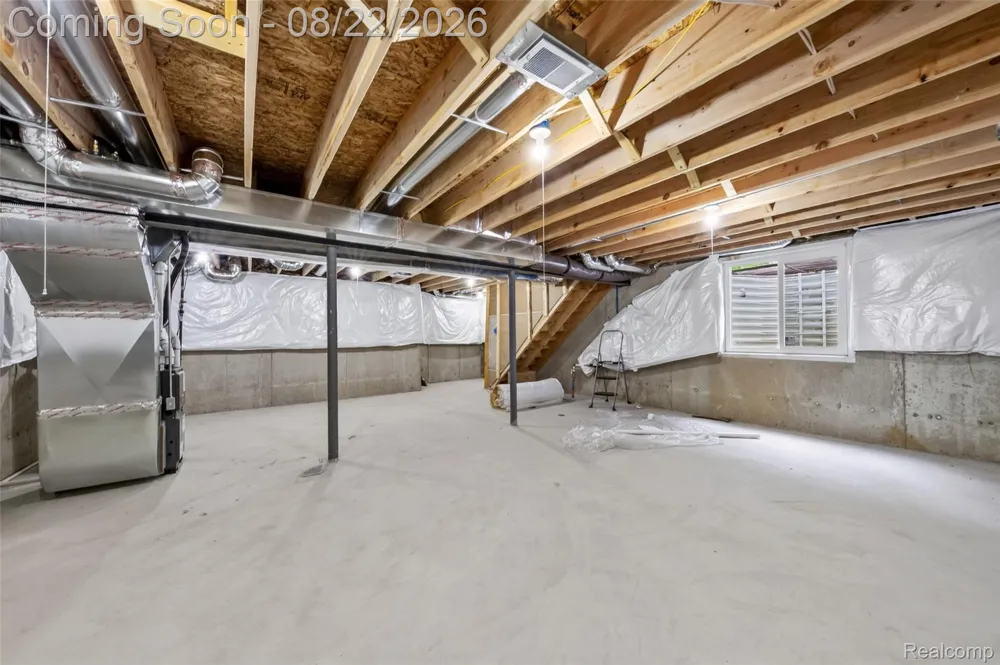 33724 Barrington Street Westland City, MI 48186