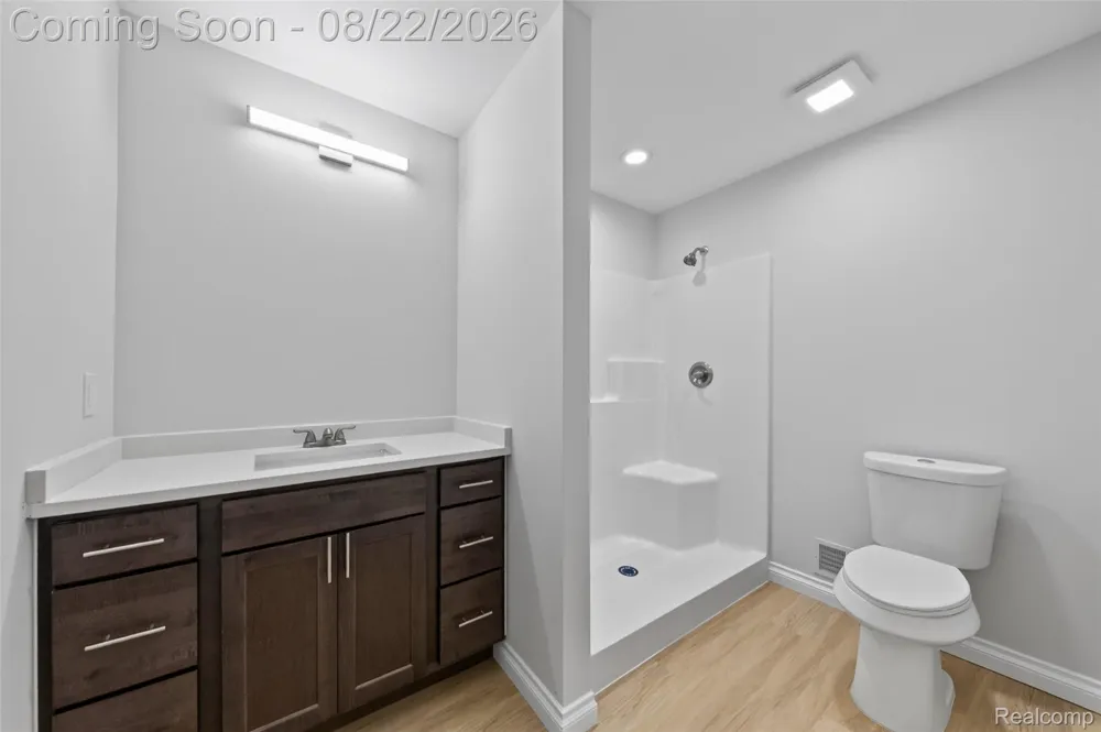 33724 Barrington Street Westland City, MI 48186