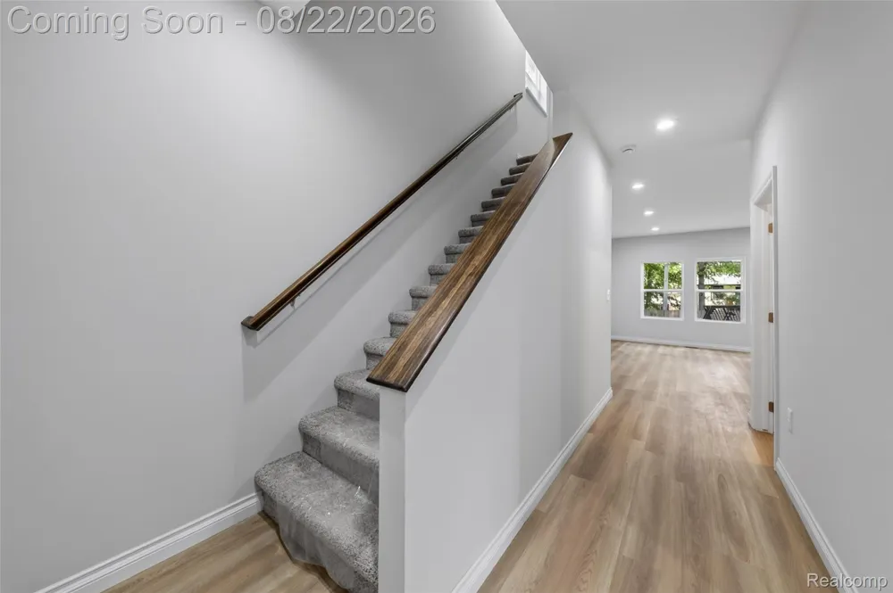 33724 Barrington Street Westland City, MI 48186