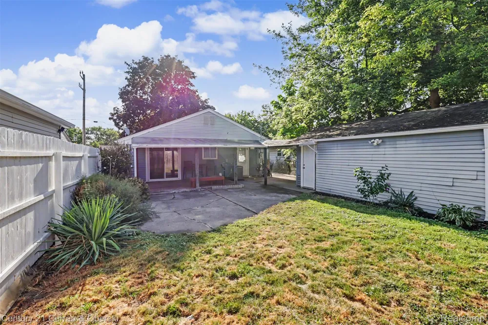 7908 Clippert Street Taylor City, MI 48180