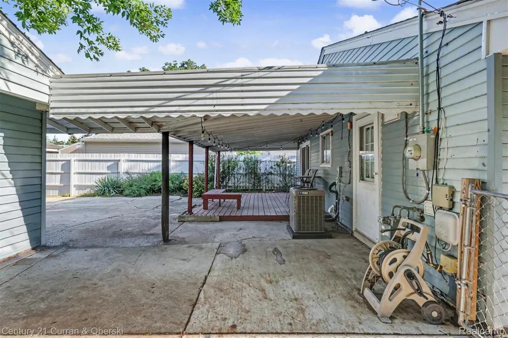 7908 Clippert Street Taylor City, MI 48180