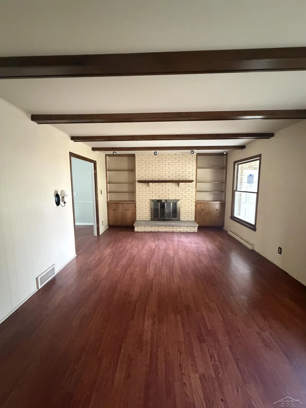 815 Canterbury Drive Saginaw Charter Township, MI 48638
