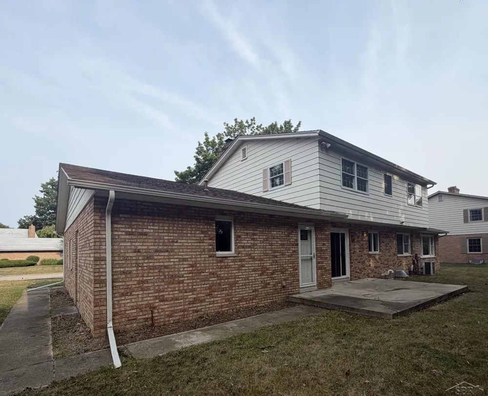 815 Canterbury Drive Saginaw Charter Township, MI 48638