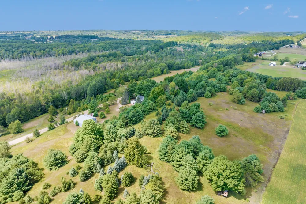7726 Peebles Road Banks Township, MI 49622