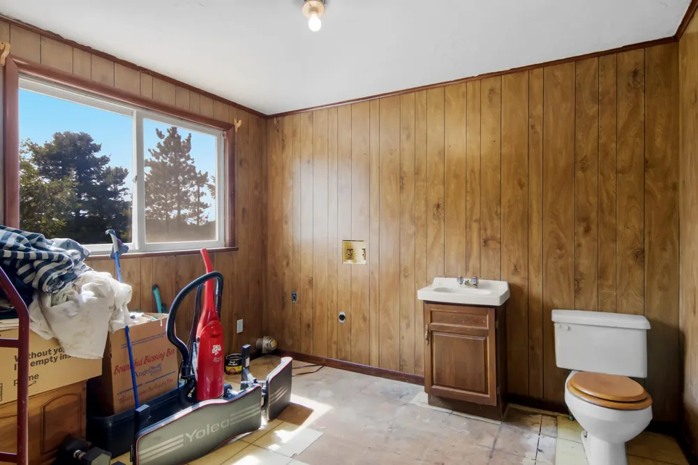7726 Peebles Road Banks Township, MI 49622