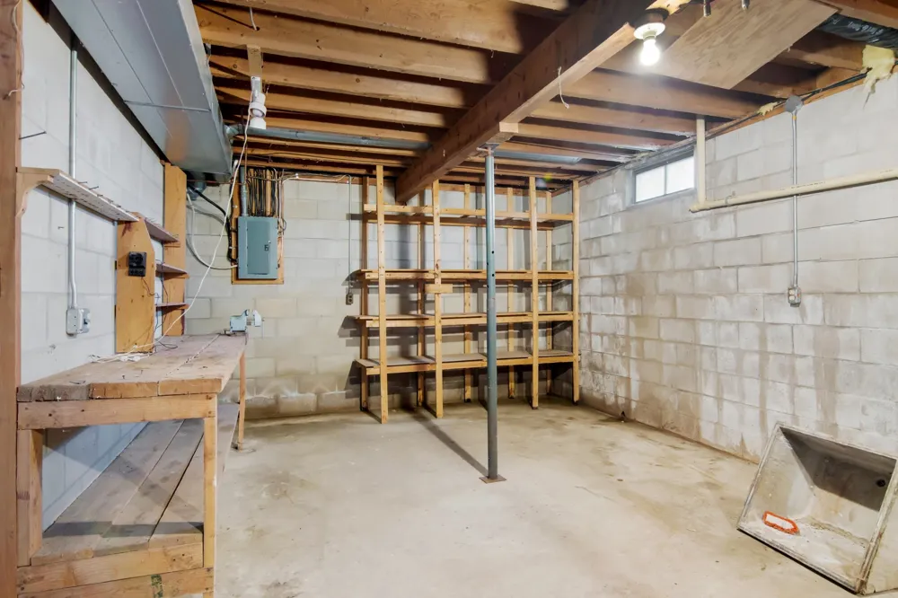7726 Peebles Road Banks Township, MI 49622