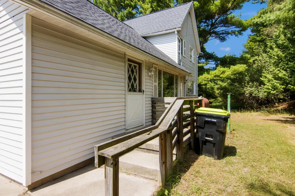 7726 Peebles Road Banks Township, MI 49622