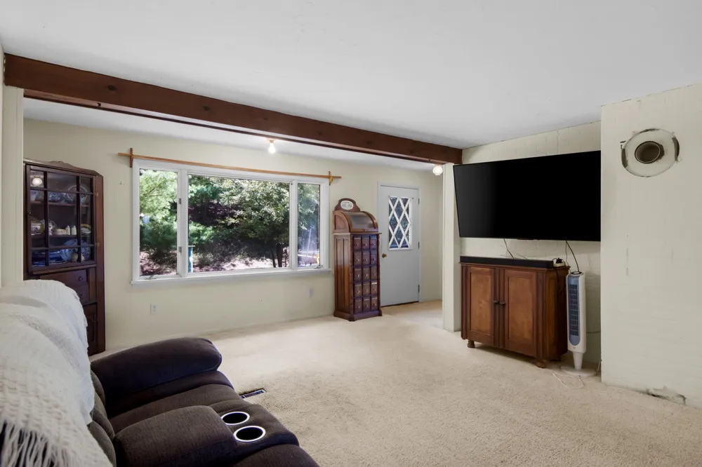 7726 Peebles Road Banks Township, MI 49622