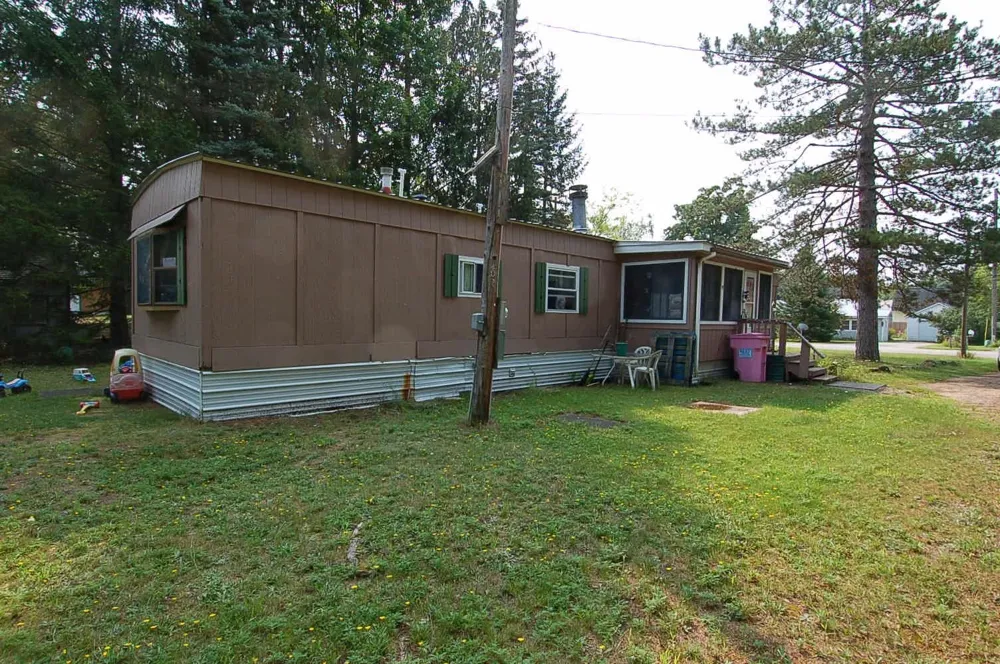 6208 W Broadway Street Caldwell Township, MI 49651