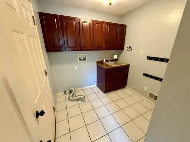 10951 Harlow Street Eureka Township, MI 48838