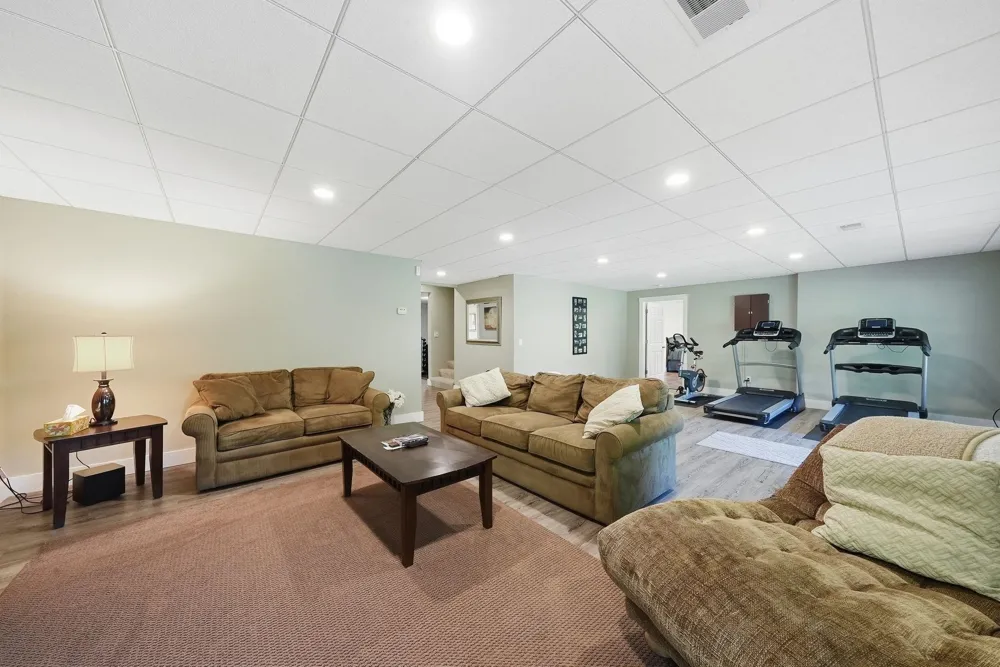 7255 Russ Noble Drive Long Lake Township, MI 49685
