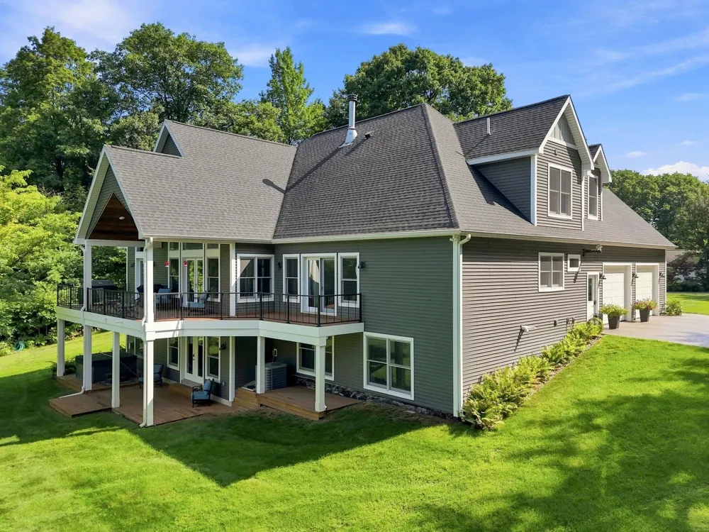 7255 Russ Noble Drive Long Lake Township, MI 49685