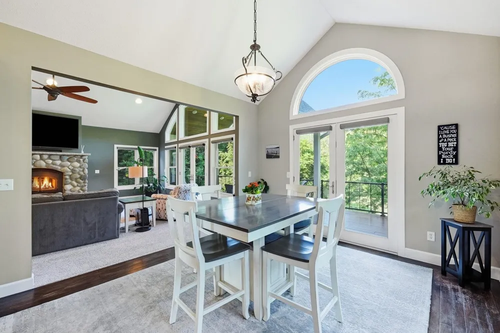 7255 Russ Noble Drive Long Lake Township, MI 49685