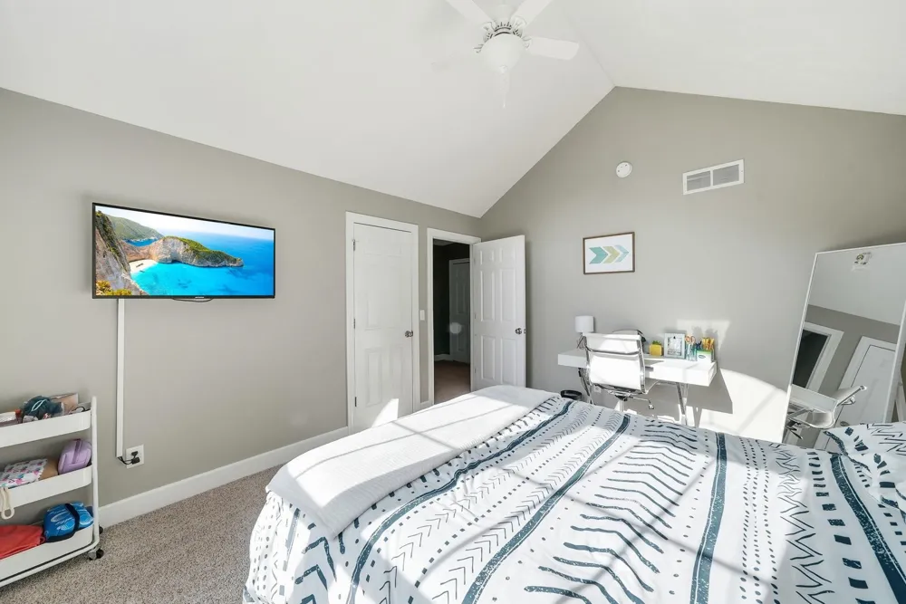 7255 Russ Noble Drive Long Lake Township, MI 49685