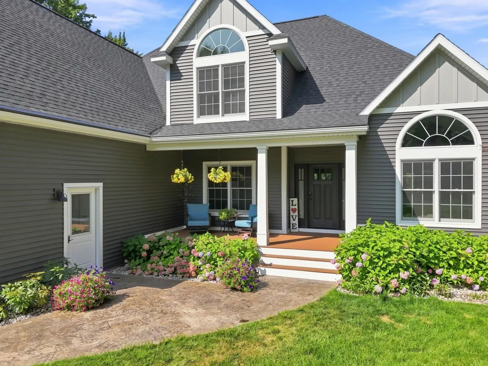 7255 Russ Noble Drive Long Lake Township, MI 49685