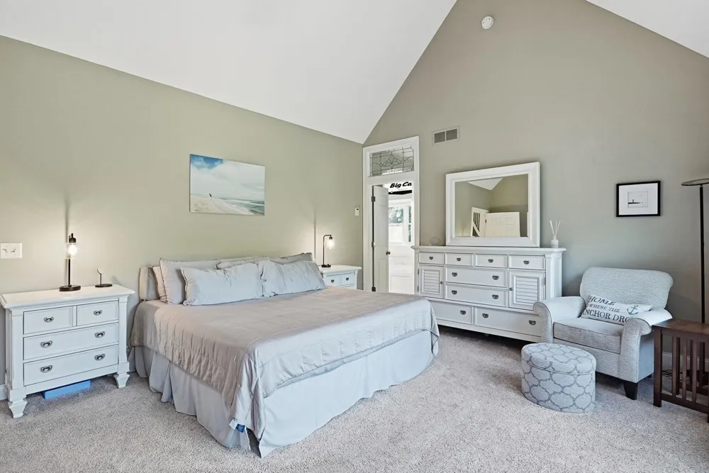 7255 Russ Noble Drive Long Lake Township, MI 49685
