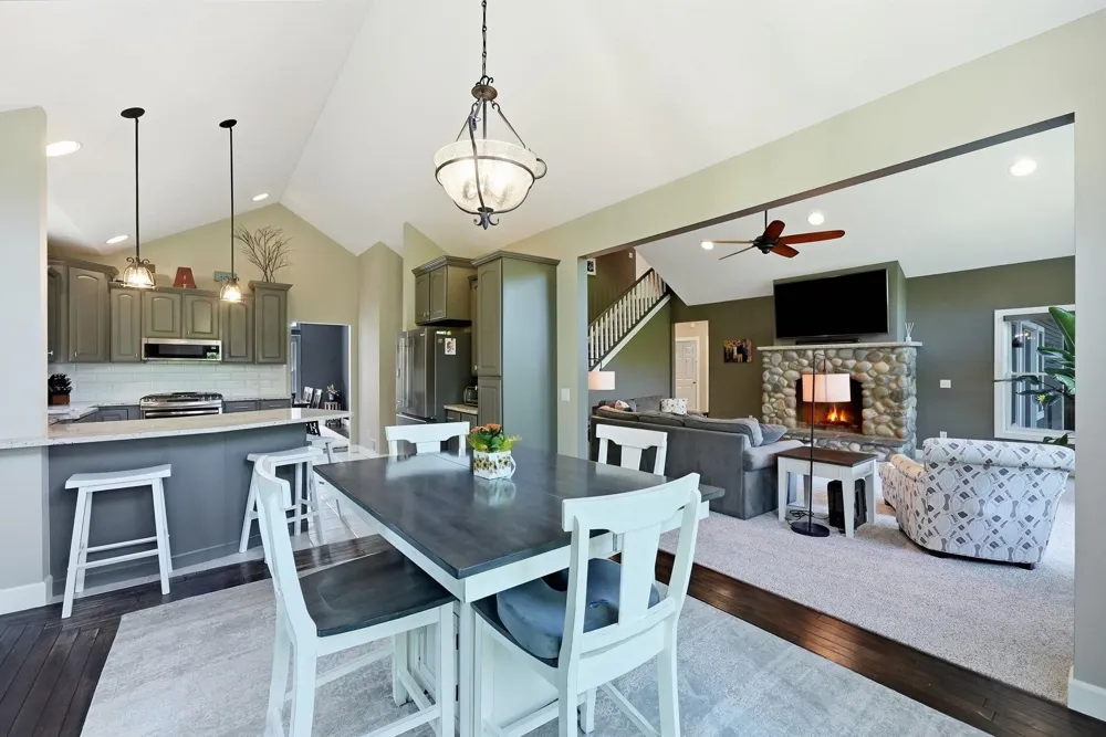 7255 Russ Noble Drive Long Lake Township, MI 49685