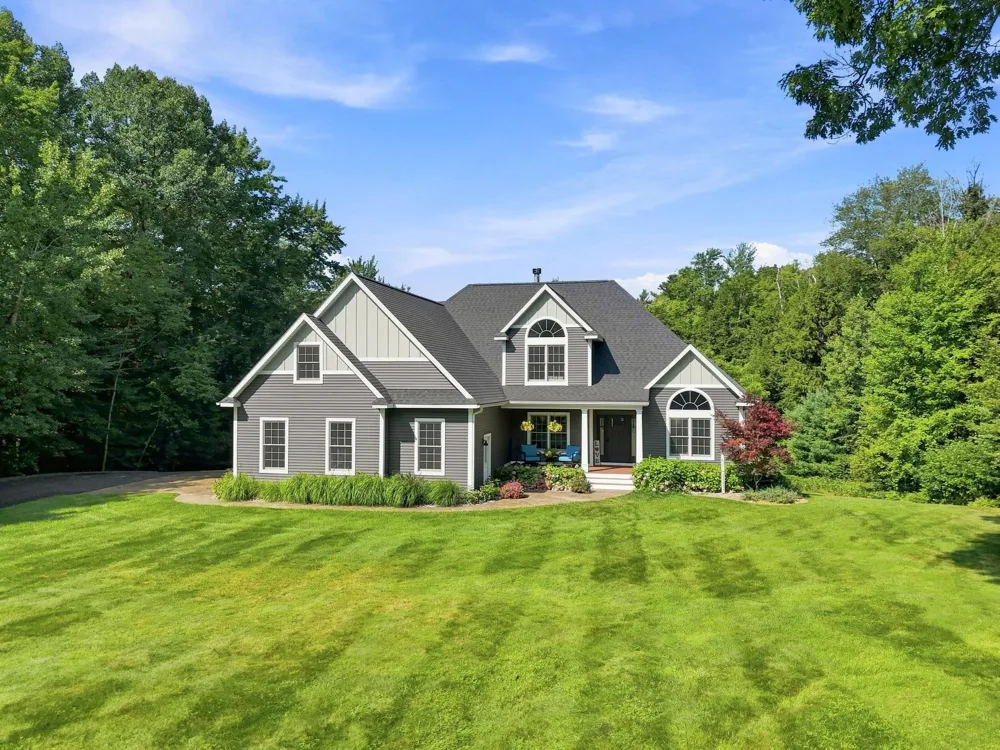 7255 Russ Noble Drive Long Lake Township, MI 49685