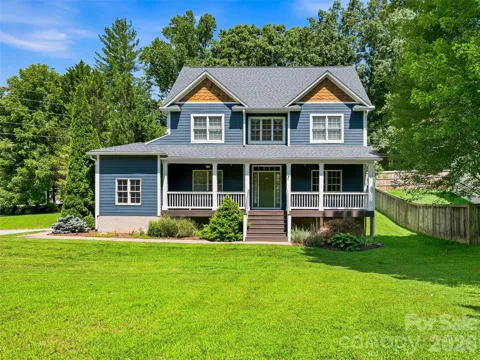 5 Amelia Court