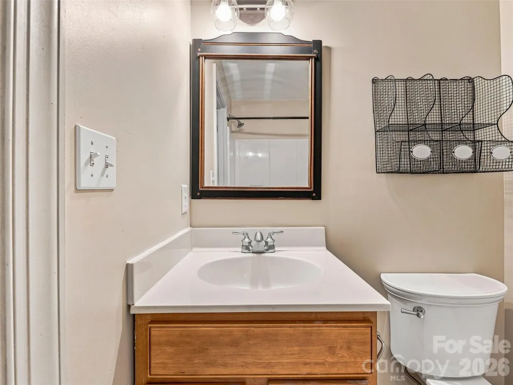 5 Amelia Court Arden, NC 28704