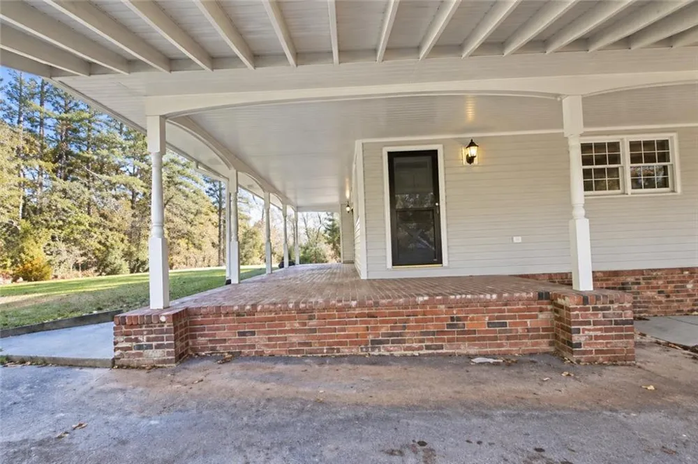 916 Jones Mill Road Cartersville, GA 30120