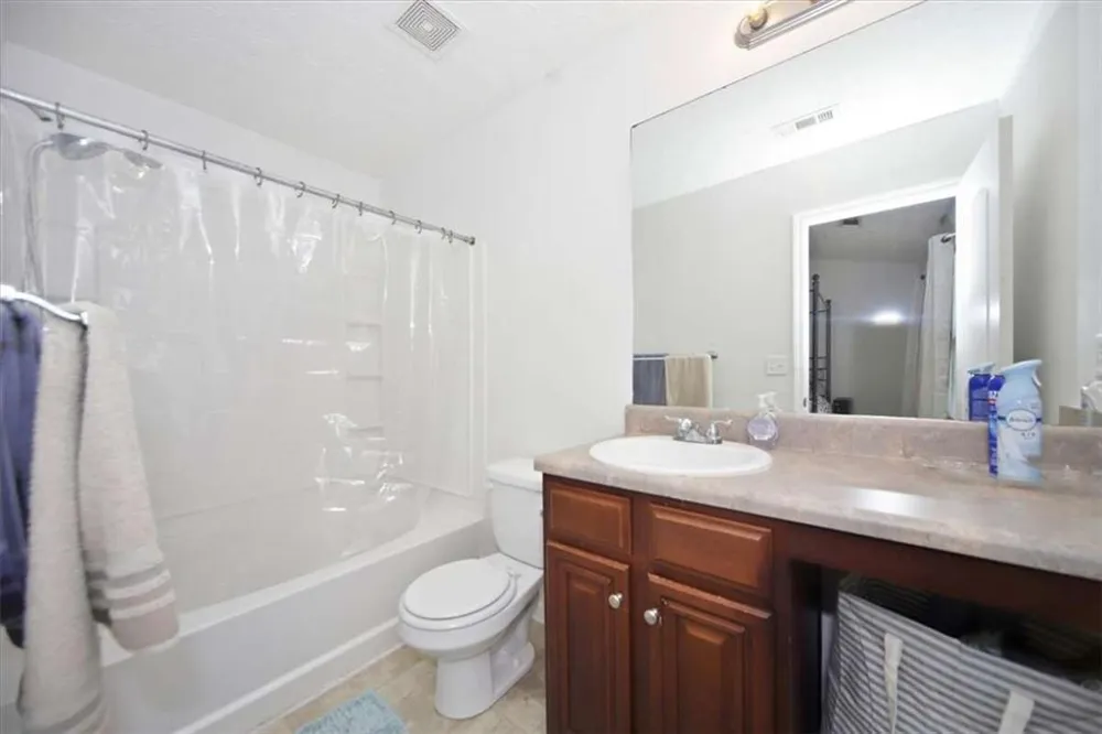 6888 Mountain Circle Riverdale, GA 30274