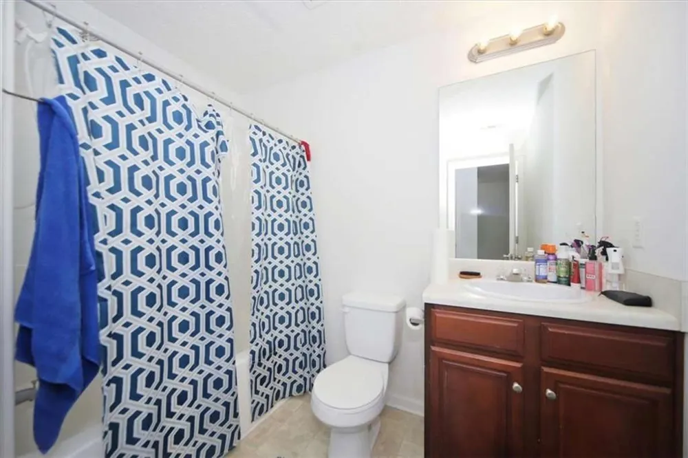 6888 Mountain Circle Riverdale, GA 30274