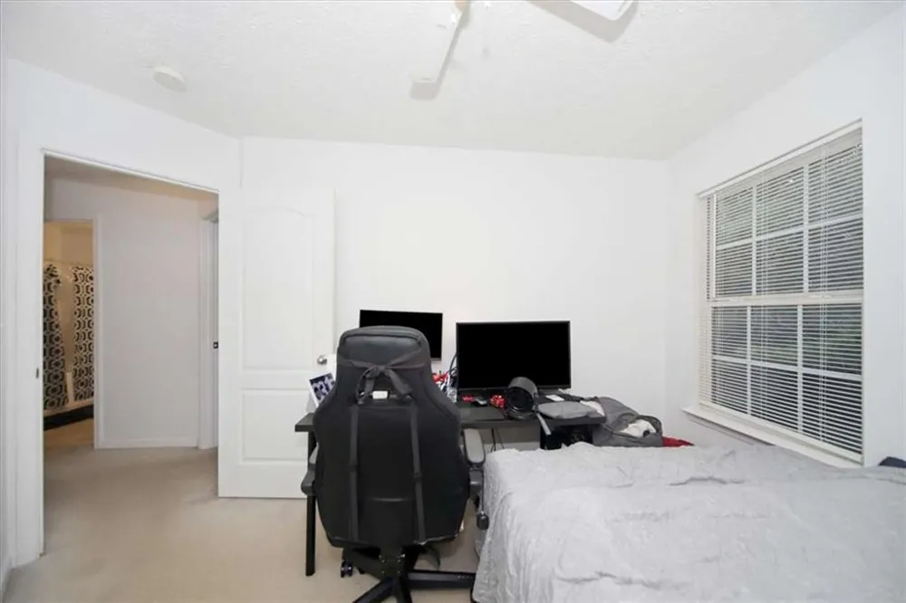 6888 Mountain Circle Riverdale, GA 30274