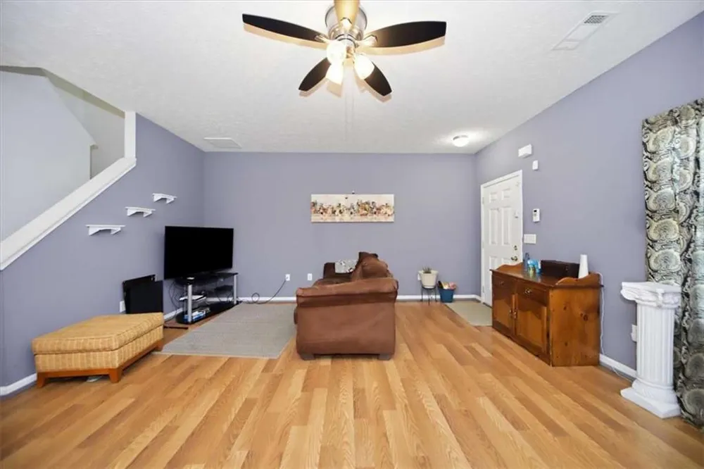 6888 Mountain Circle Riverdale, GA 30274