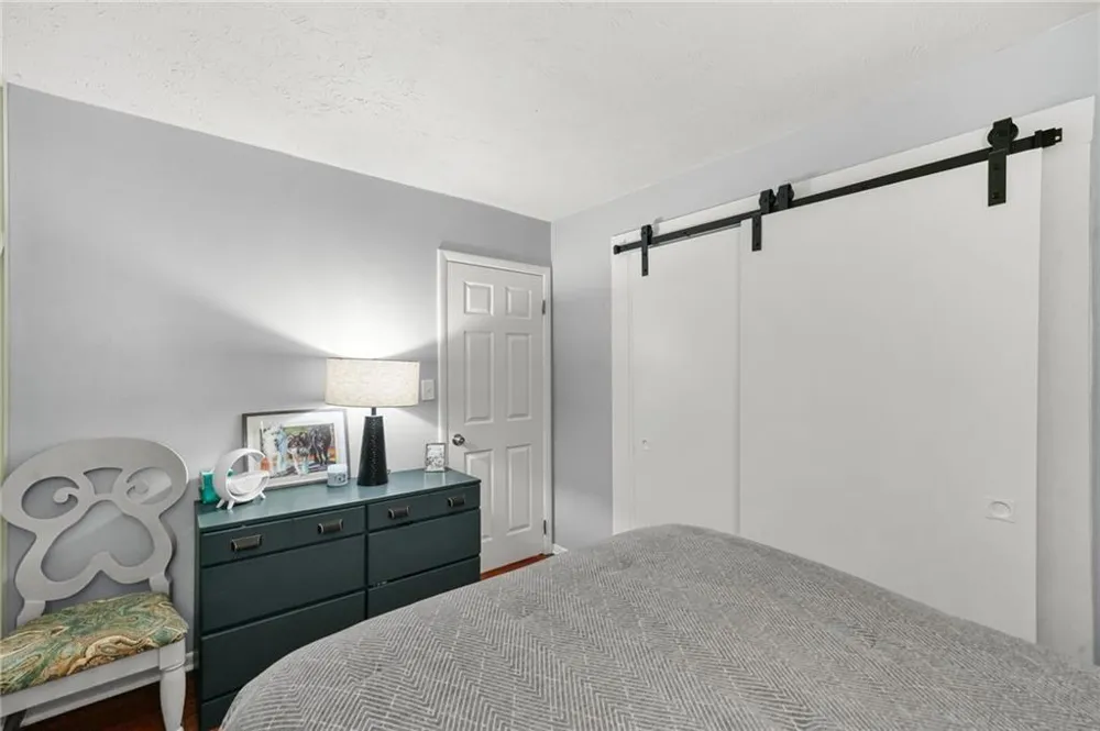 2570 Spring Drive SE Smyrna, GA 30080
