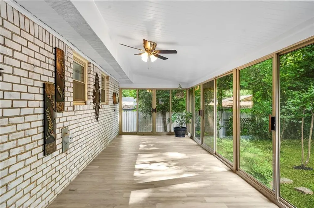 2570 Spring Drive SE Smyrna, GA 30080