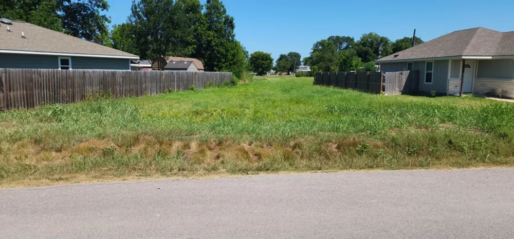 Sycamore Street Hearne, TX 77589