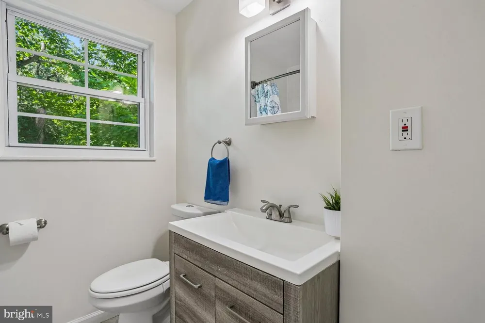 2635 HOLMAN AVENUE Silver Spring, MD 20910